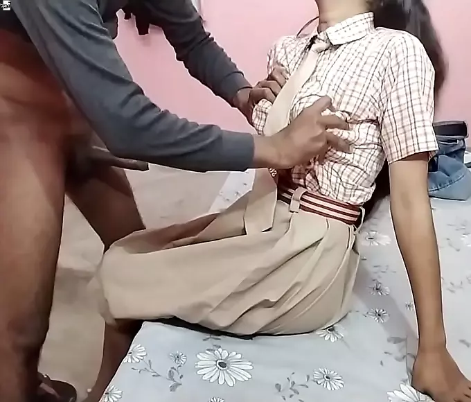 奶水 Hot Lesbian With Perfect Breasts Teases Herself Solo