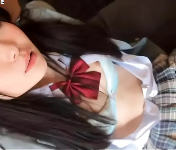 Exciting Night with a Sexy Newcomer Reaching Her