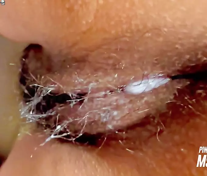一级 Seductive Nana Kurosaki Gives Explosive Blowjob Making Him