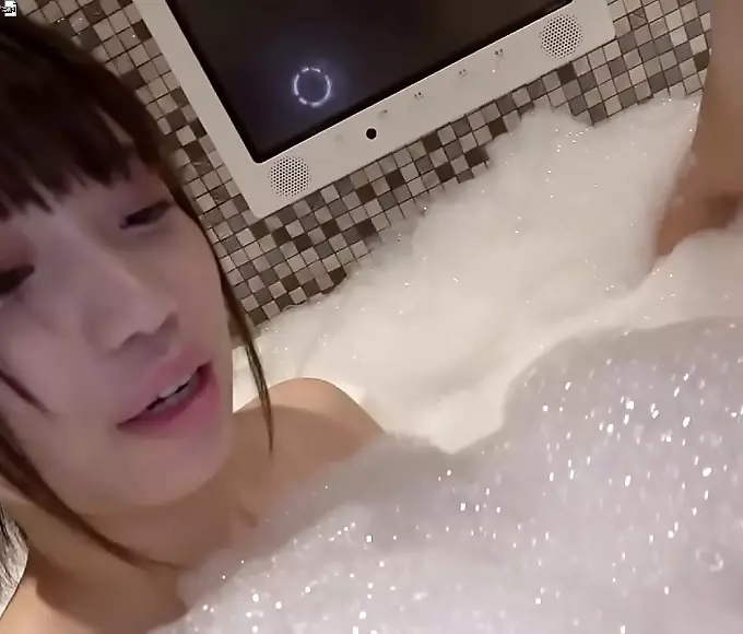 黄色 的视频 Joyful Japanese Beauty Takes Hot Load Deeply With