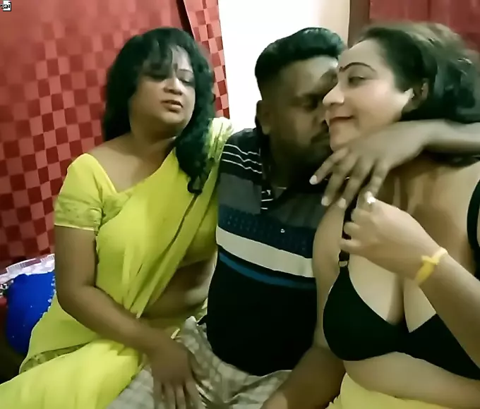 娇妻 Exotic Asian Beauty Takes Big Thick Cock Riding
