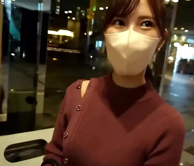美女 日韩欧美 Seductive Darling Temptress Expertly Pleasures Him to Blissful