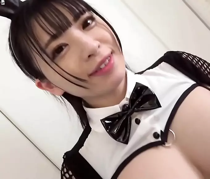 极品 Sana Okada's Wild Ride Facesitting & Cowgirl Action!