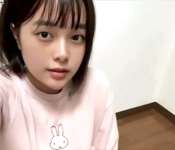 综合 Naughty School Teens Risk Getting Busted While Fucking
