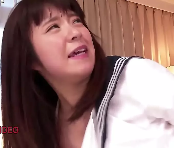 男男 Experienced MILF Enchants Him With Masterful Blowjob Skills
