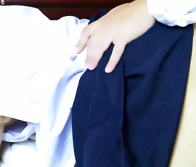 啪啪 Japanese Babe's Natural Boobs Temptingly Tease to Orgasmic