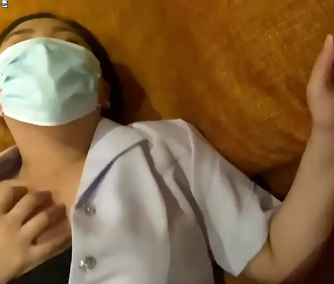 另类 Sexy Ladies Savor Thick Manhood During Steamy Group
