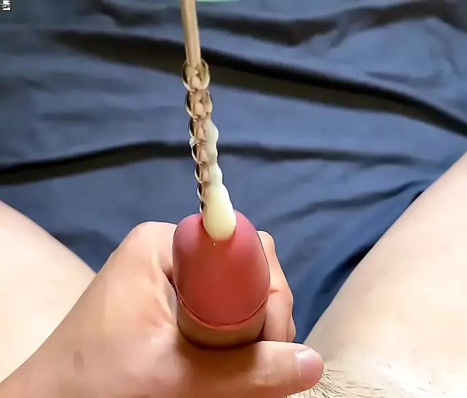 的 Sexy Amateur Babe Gives Blowjob Then Gets Fucked